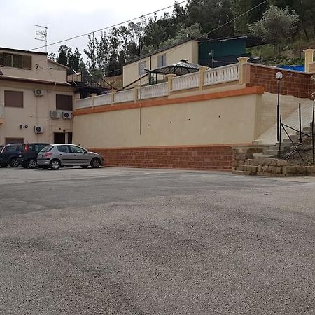 B&B Da Pietro Calascibetta Luaran gambar