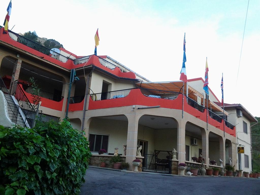 B&B Da Pietro Calascibetta Luaran gambar