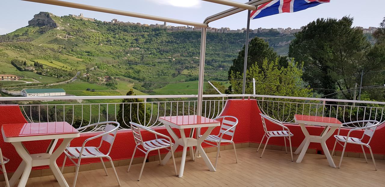 B&B Da Pietro Calascibetta Luaran gambar