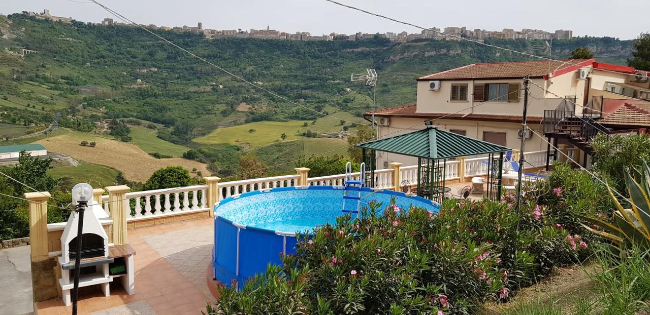 B&B Da Pietro Calascibetta Luaran gambar