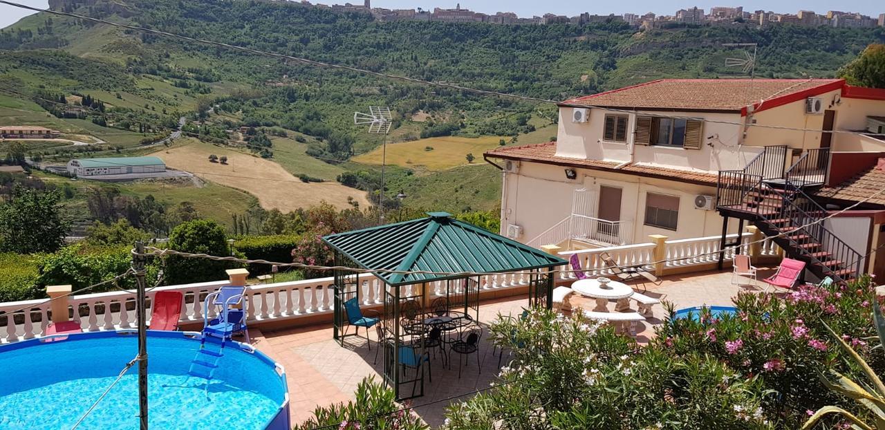 B&B Da Pietro Calascibetta Luaran gambar